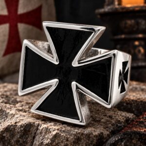 Bague Croix de Malte – Homme d’Honneur