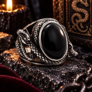 Bague Serpent Gothique – Pierre Noire